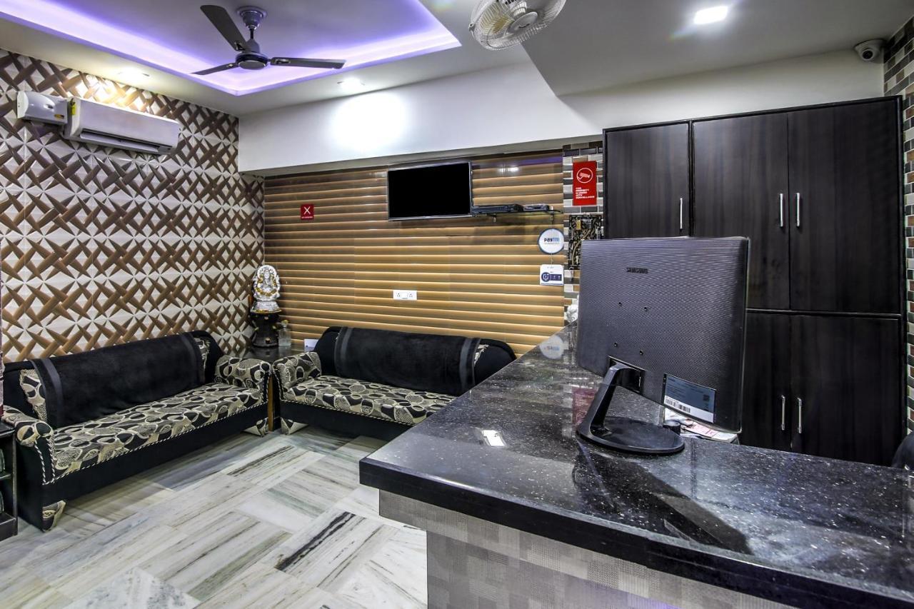 阿格拉 Oyo 8888 Riga Hs Deluxe酒店 外观 照片